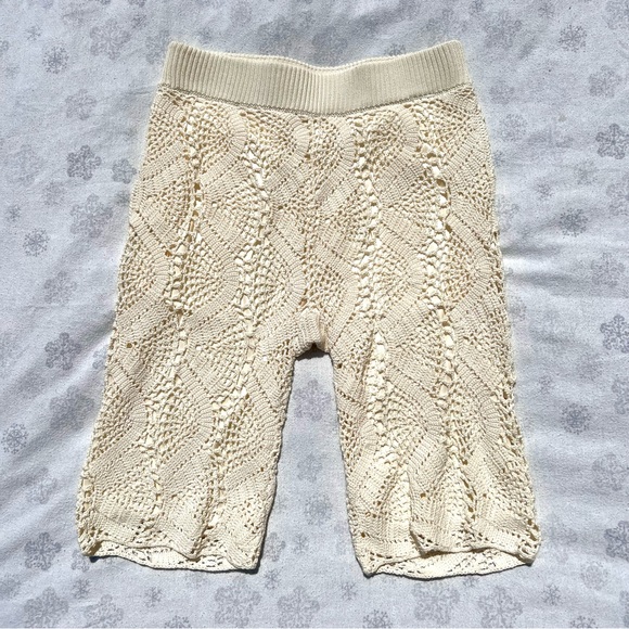 NEW HELMUT LANG CREAM CROCHET BIKER SHORTS - Picture 2 of 7